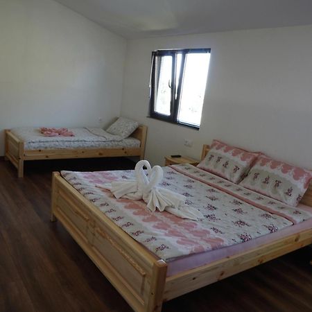 Guesthouse Juli Сапарева-Баня Экстерьер фото