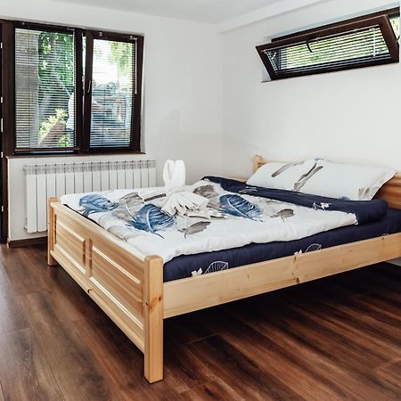 Guesthouse Juli Сапарева-Баня Экстерьер фото