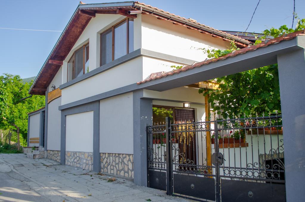 Guesthouse Juli Сапарева-Баня Экстерьер фото