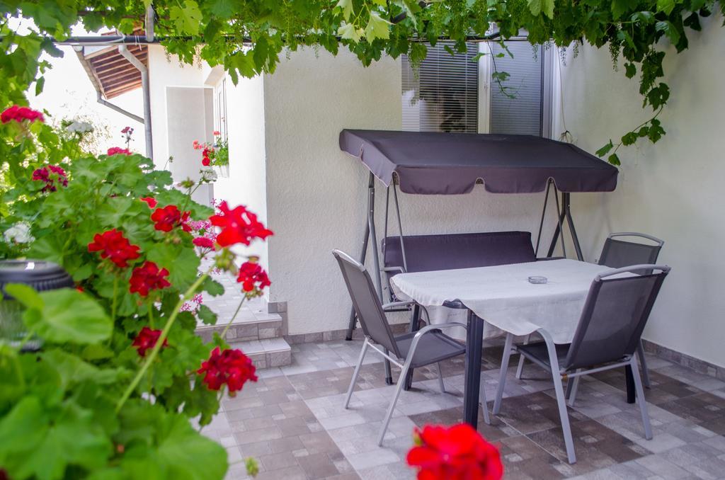Guesthouse Juli Сапарева-Баня Экстерьер фото